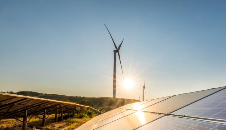 Wind and solar power stations